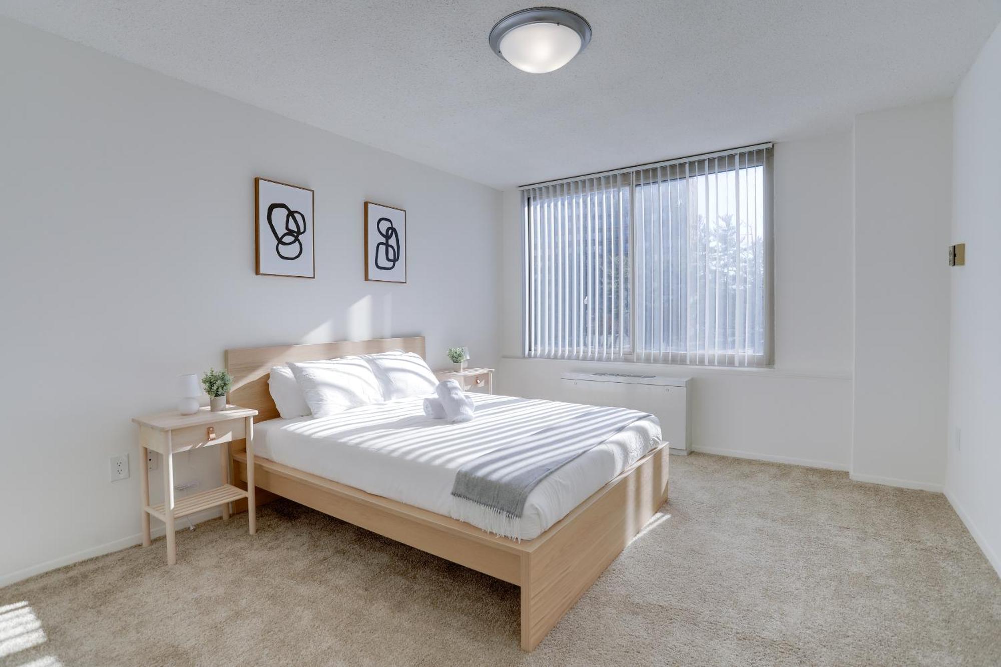 Spacious 2 Bedrooms Apt @Crystal City With Gym Arlington Bagian luar foto
