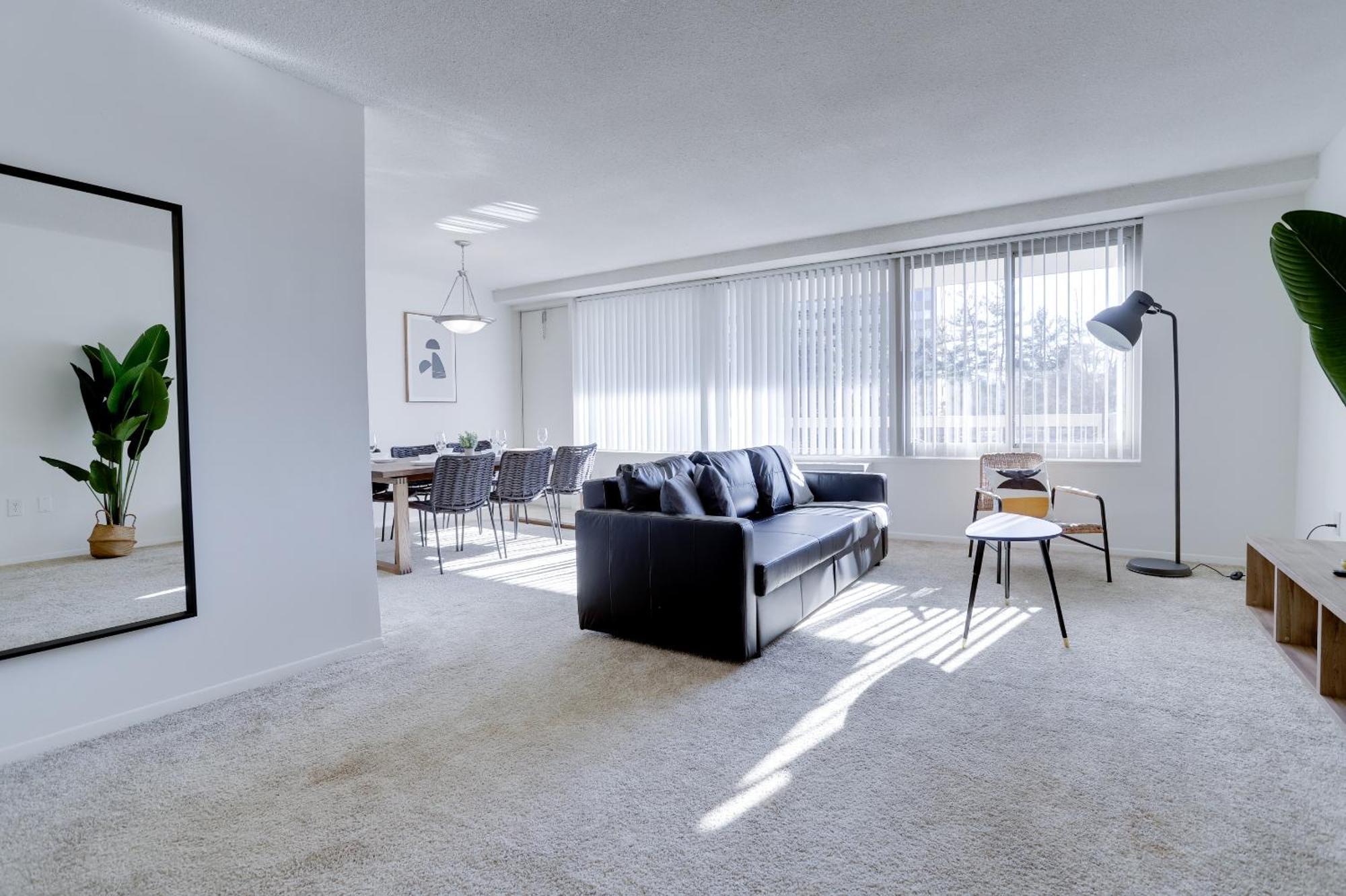 Spacious 2 Bedrooms Apt @Crystal City With Gym Arlington Bagian luar foto